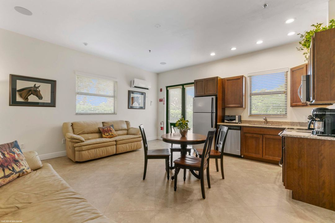 For Rent: $45,000 (4 beds, 3 baths, 2855 Square Feet)