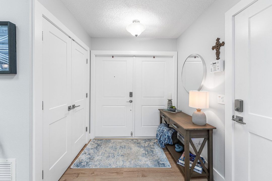 En Venta: $565,000 (2 camas, 2 baños, 1328 Pies cuadrados)