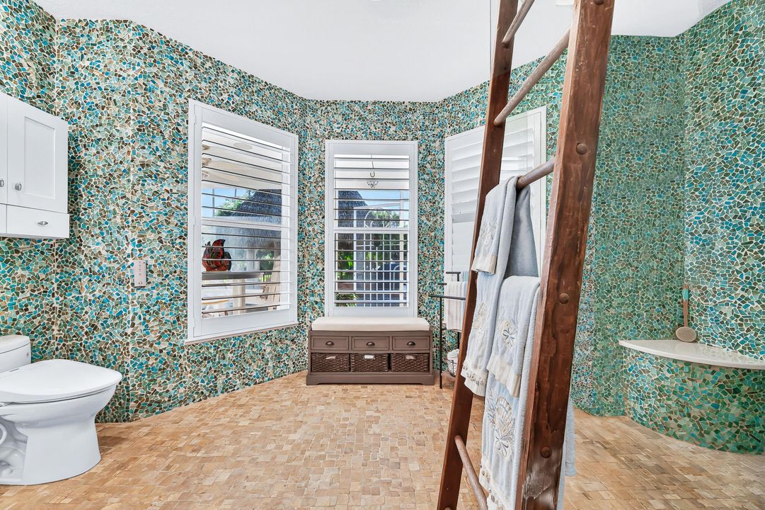 For Sale: $1,250,000 (3 beds, 2 baths, 2443 Square Feet)