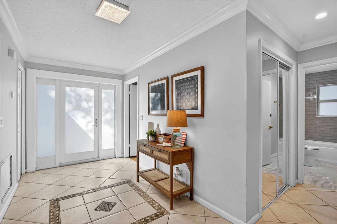 For Sale: $724,900 (3 beds, 3 baths, 1940 Square Feet)