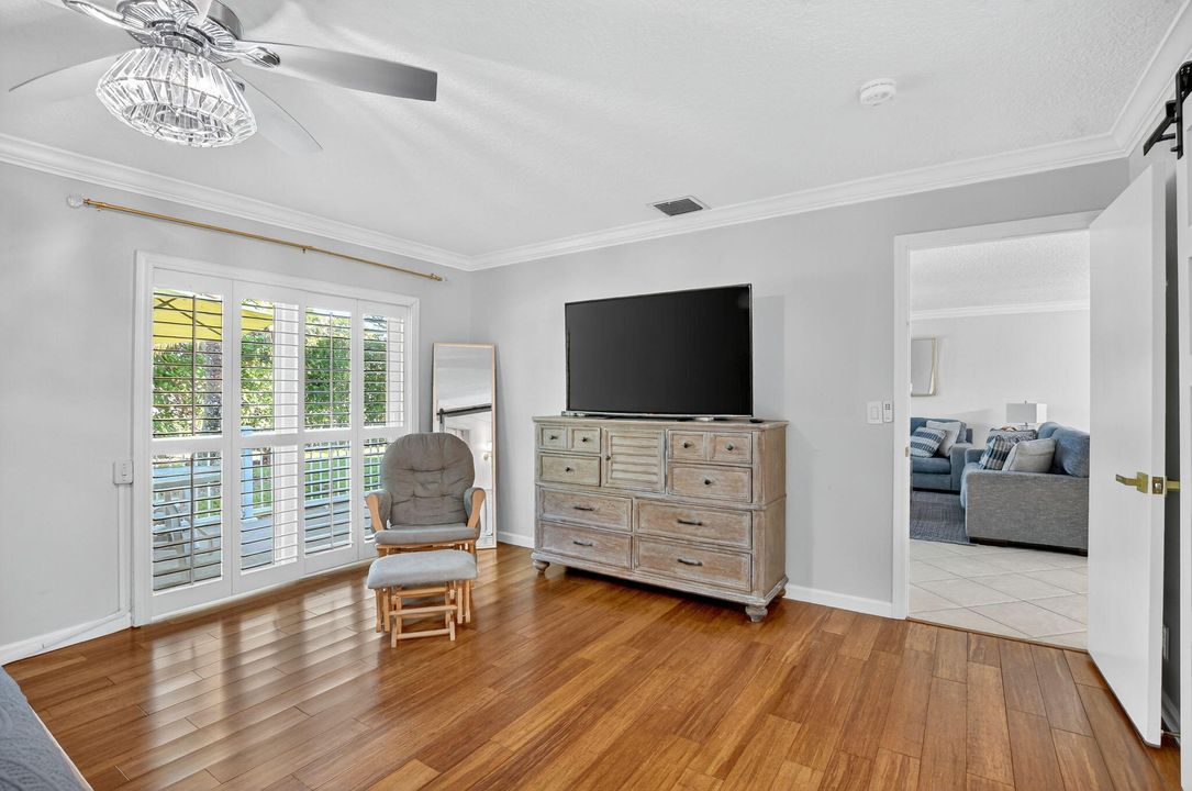 For Sale: $724,900 (3 beds, 3 baths, 1940 Square Feet)