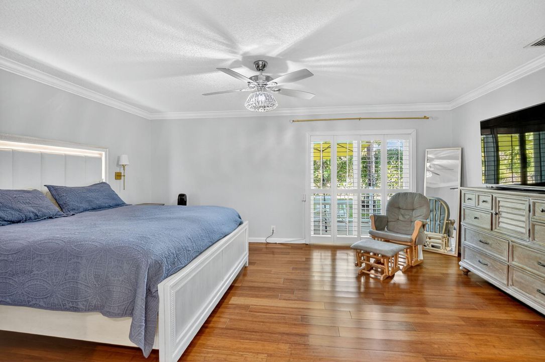 For Sale: $724,900 (3 beds, 3 baths, 1940 Square Feet)