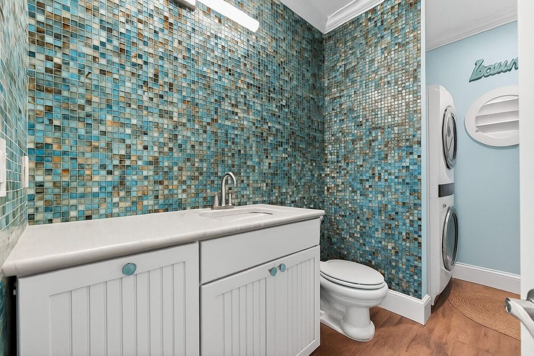 For Sale: $1,250,000 (3 beds, 2 baths, 2443 Square Feet)