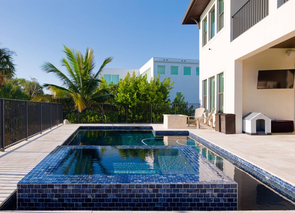 待售: $3,499,989 (4 贝兹, 3 浴室, 3807 平方英尺)