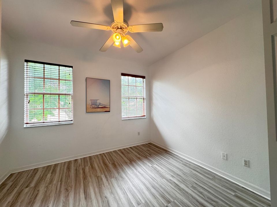 Active With Contract: $3,100 (3 beds, 2 baths, 1674 Square Feet)