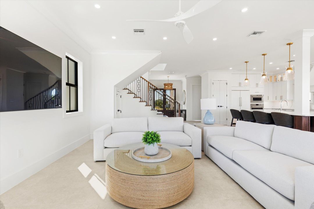 待售: $4,325,000 (5 贝兹, 5 浴室, 6514 平方英尺)