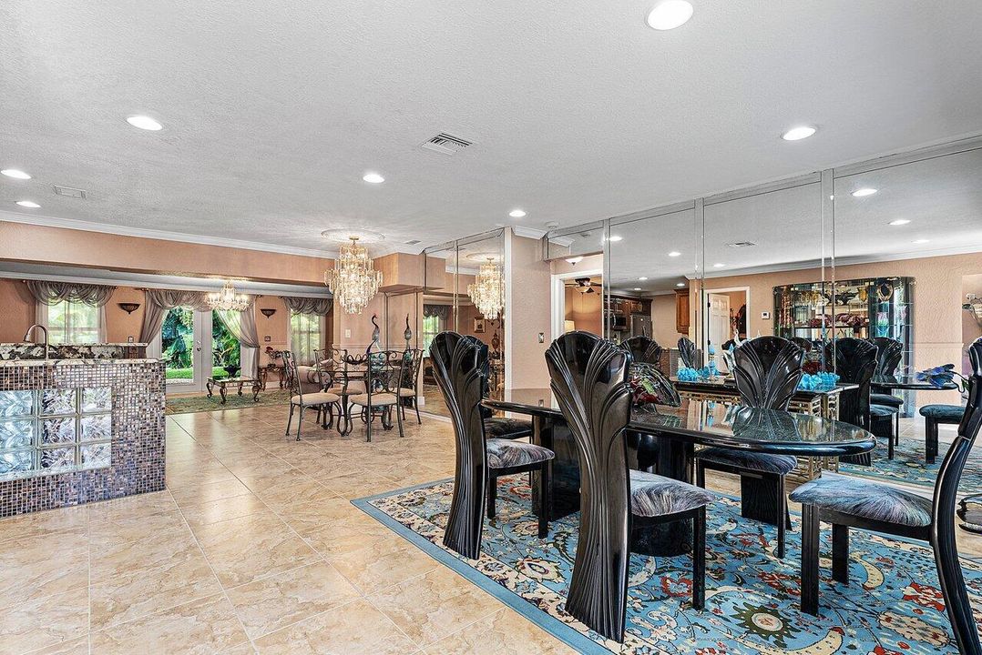 En Venta: $499,000 (4 camas, 2 baños, 1677 Pies cuadrados)