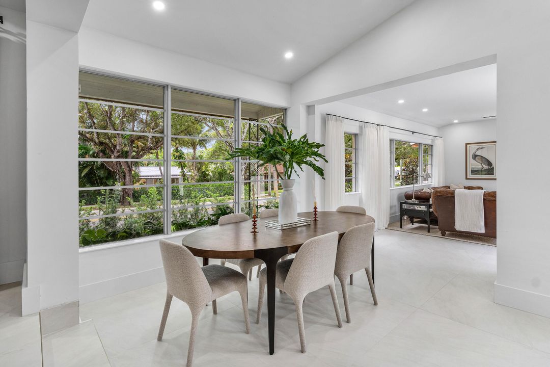 For Rent: $16,000 (4 beds, 3 baths, 2145 Square Feet)