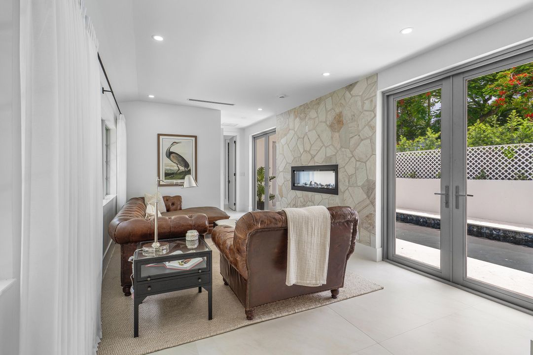 For Rent: $16,000 (4 beds, 3 baths, 2145 Square Feet)