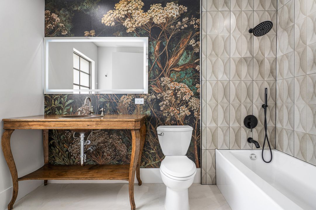 For Rent: $16,000 (4 beds, 3 baths, 2145 Square Feet)