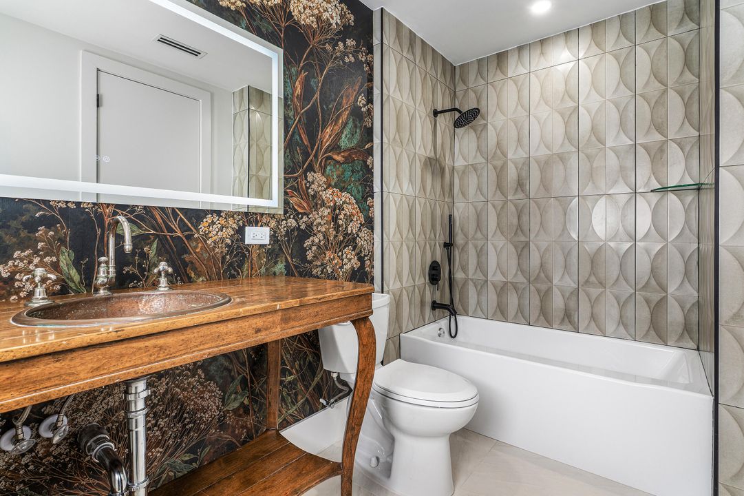 For Rent: $16,000 (4 beds, 3 baths, 2145 Square Feet)