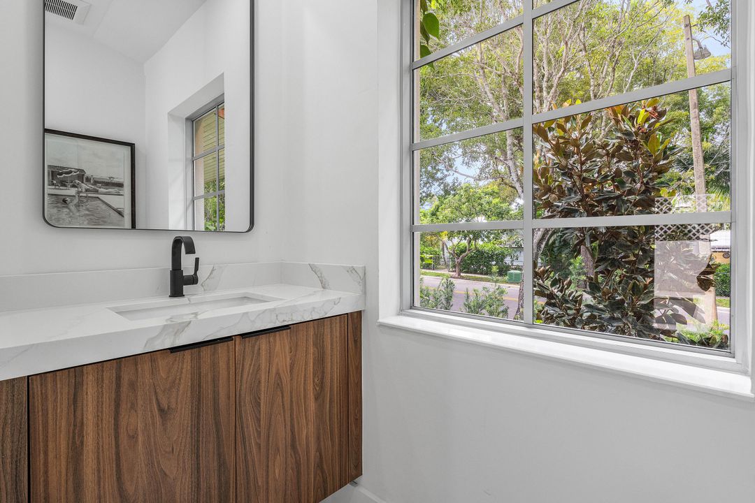 For Rent: $16,000 (4 beds, 3 baths, 2145 Square Feet)