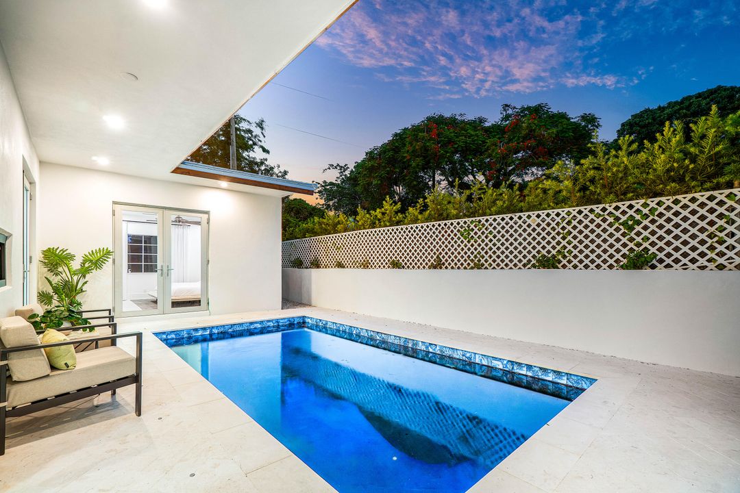 For Rent: $16,000 (4 beds, 3 baths, 2145 Square Feet)