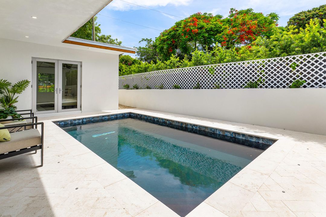 For Rent: $16,000 (4 beds, 3 baths, 2145 Square Feet)