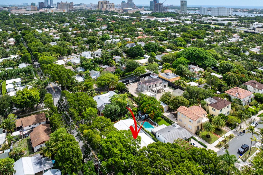 For Rent: $16,000 (4 beds, 3 baths, 2145 Square Feet)