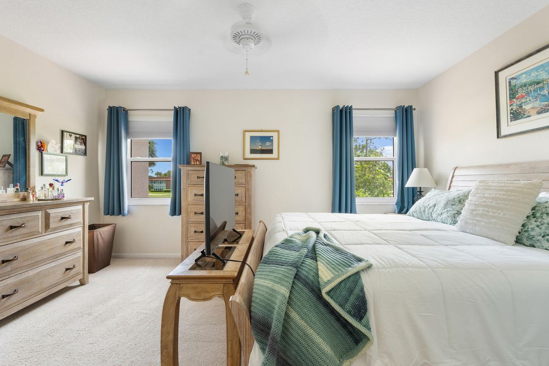 For Sale: $298,000 (3 beds, 2 baths, 1450 Square Feet)