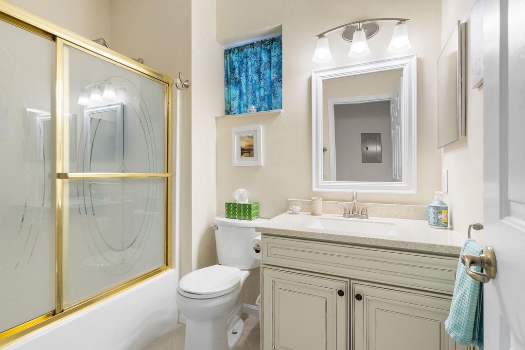 For Sale: $298,000 (3 beds, 2 baths, 1450 Square Feet)