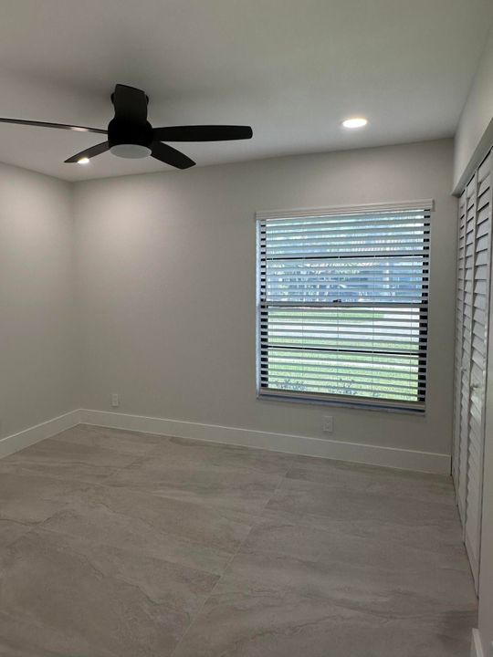 合同活跃: $5,500 (4 贝兹, 2 浴室, 2079 平方英尺)