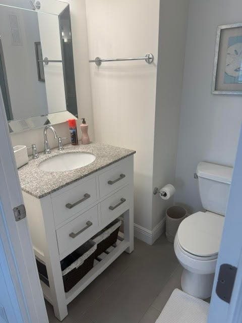 出租: $7,500 (2 贝兹, 2 浴室, 1050 平方英尺)