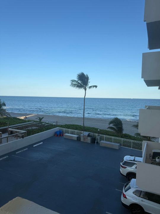 出租: $7,500 (2 贝兹, 2 浴室, 1050 平方英尺)