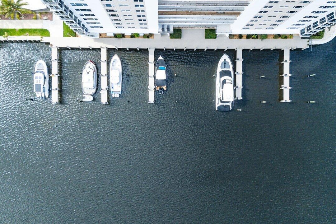 En Venta: $1,395,000 (2 camas, 2 baños, 1729 Pies cuadrados)