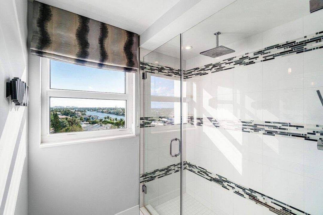 En Venta: $1,395,000 (2 camas, 2 baños, 1729 Pies cuadrados)