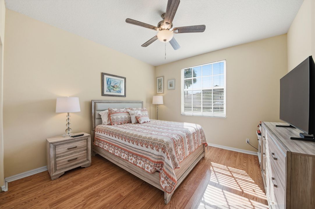 Activo con contrato: $525,000 (3 camas, 2 baños, 2215 Pies cuadrados)