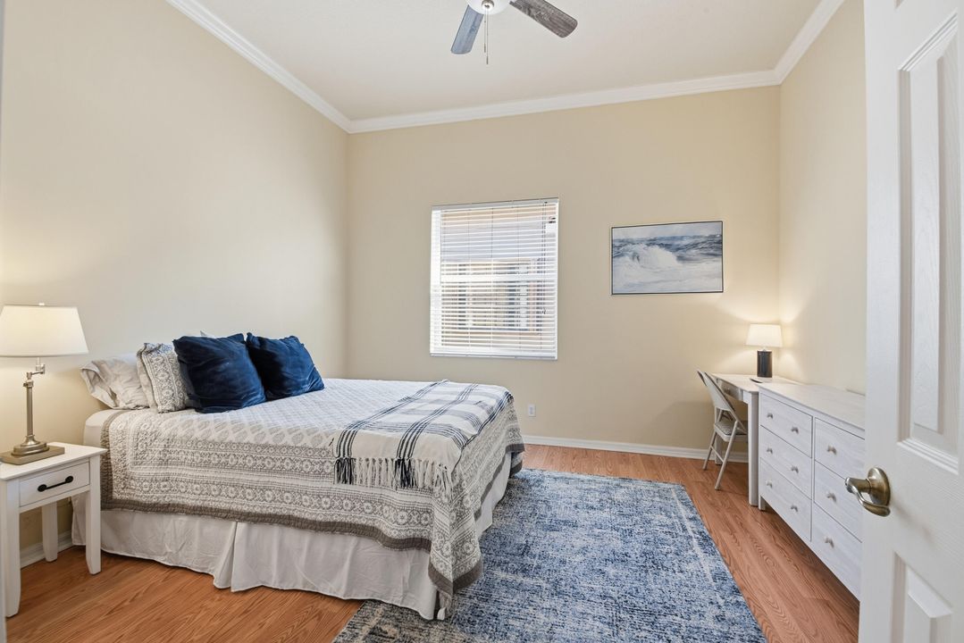 Activo con contrato: $525,000 (3 camas, 2 baños, 2215 Pies cuadrados)