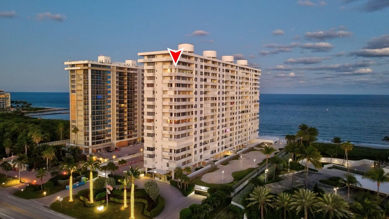 For Sale: $1,150,000 (3 beds, 2 baths, 2006 Square Feet)