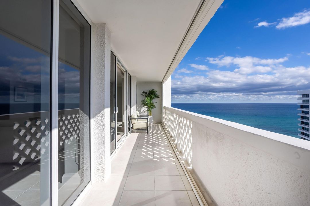 For Sale: $1,150,000 (3 beds, 2 baths, 2006 Square Feet)