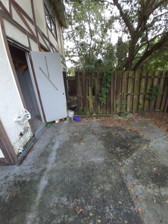 В аренду: $1,850 (2 спален, 1 ванн, 963 Квадратных фут)