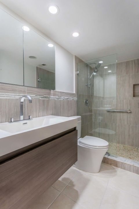 For Sale: $1,150,000 (3 beds, 2 baths, 2006 Square Feet)