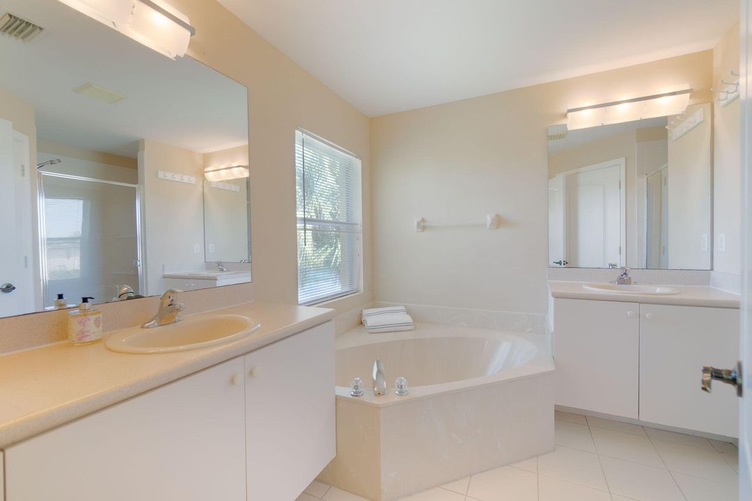 For Rent: $4,000 (3 beds, 2 baths, 1579 Square Feet)