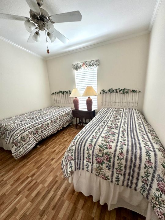 For Sale: $235,000 (3 beds, 2 baths, 1392 Square Feet)