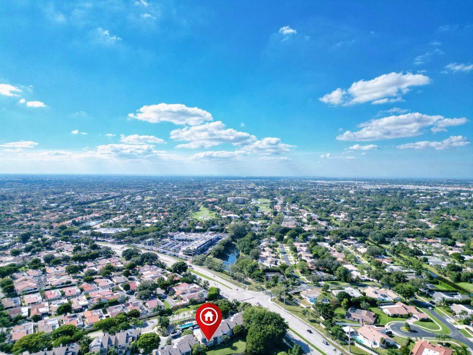 En Venta: $569,900 (3 camas, 2 baños, 1826 Pies cuadrados)