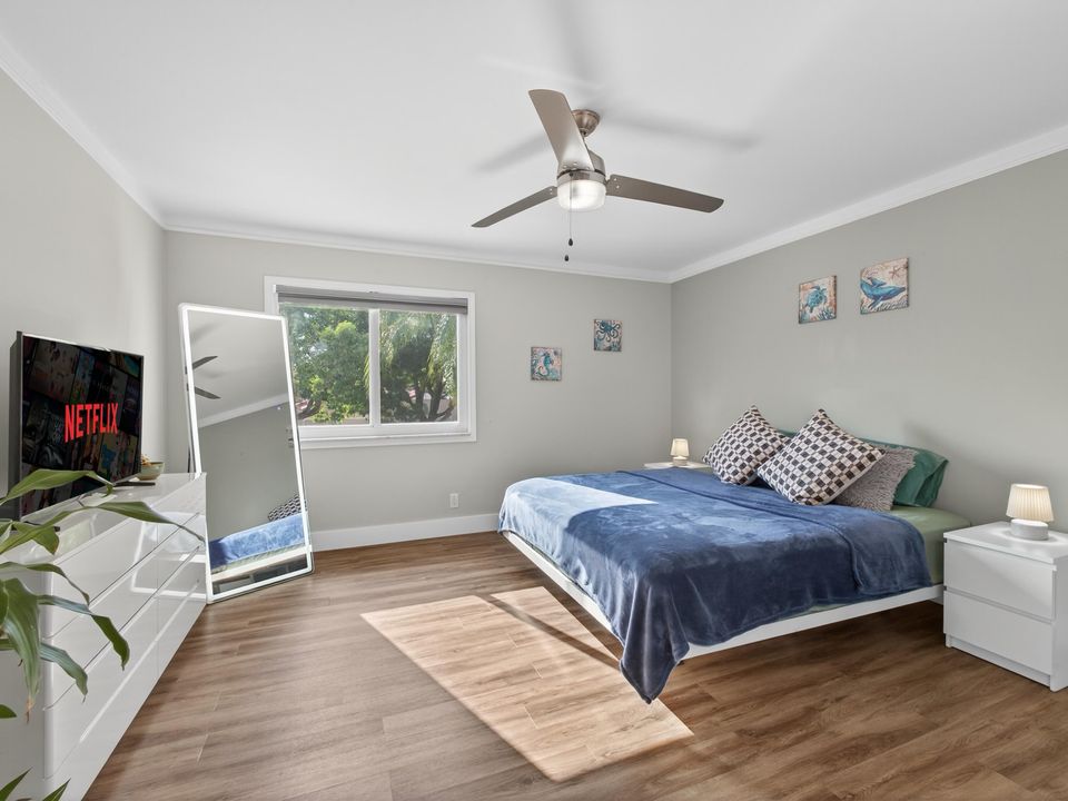 En Venta: $569,900 (3 camas, 2 baños, 1826 Pies cuadrados)