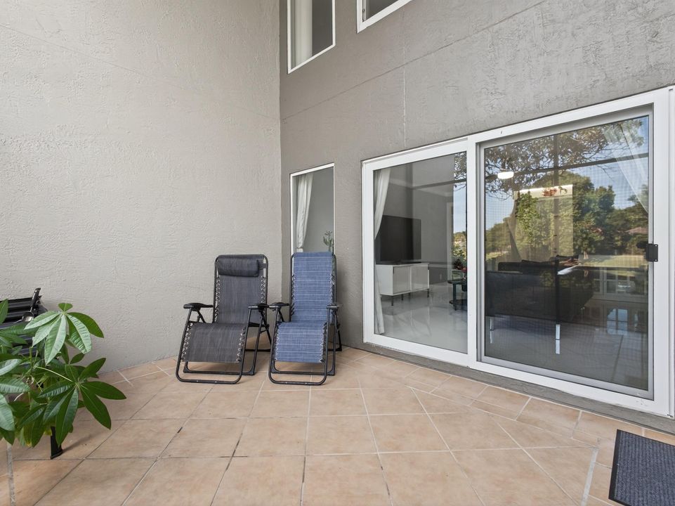 En Venta: $569,900 (3 camas, 2 baños, 1826 Pies cuadrados)