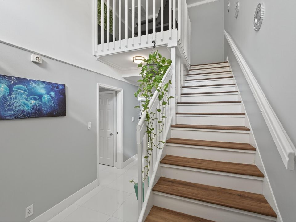 En Venta: $569,900 (3 camas, 2 baños, 1826 Pies cuadrados)