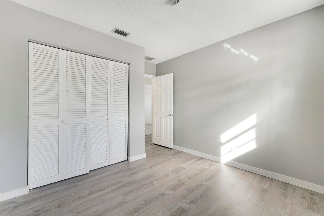 For Sale: $549,000 (3 beds, 1 baths, 1248 Square Feet)