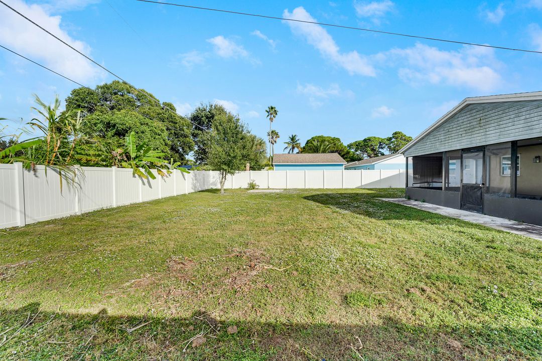 For Sale: $549,000 (3 beds, 1 baths, 1248 Square Feet)