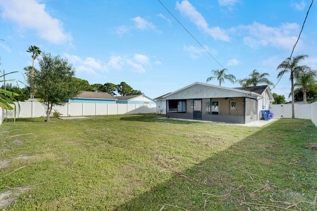 For Sale: $549,000 (3 beds, 1 baths, 1248 Square Feet)