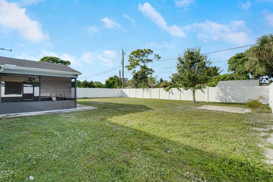 For Sale: $549,000 (3 beds, 1 baths, 1248 Square Feet)