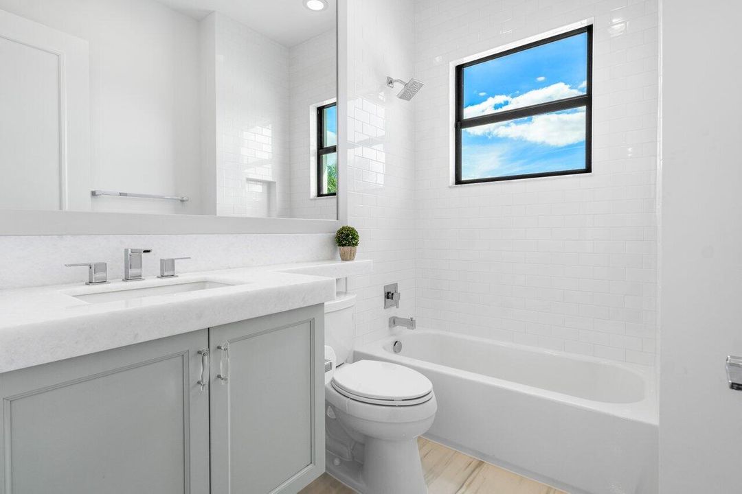 For Sale: $4,799,000 (6 beds, 7 baths, 6180 Square Feet)