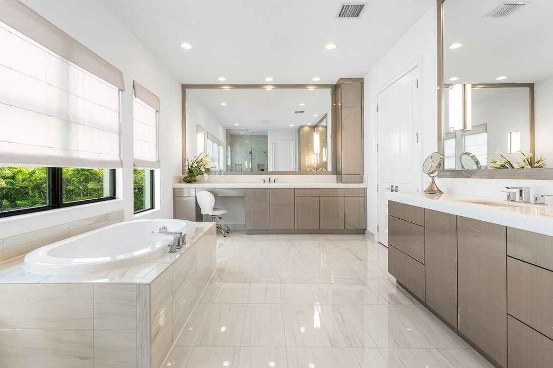 For Sale: $4,799,000 (6 beds, 7 baths, 6180 Square Feet)