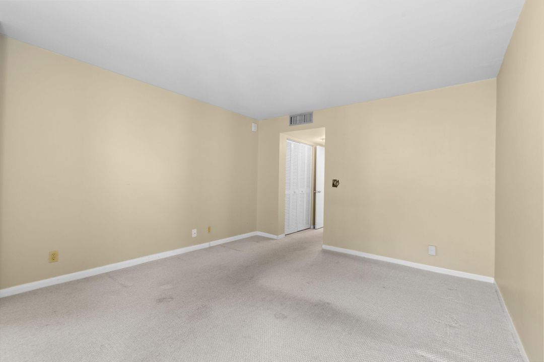 Под контрактом: $1,150,000 (2 спален, 2 ванн, 1435 Квадратных фут)