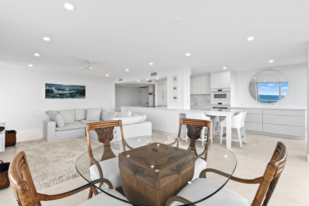 Под контрактом: $1,150,000 (2 спален, 2 ванн, 1435 Квадратных фут)