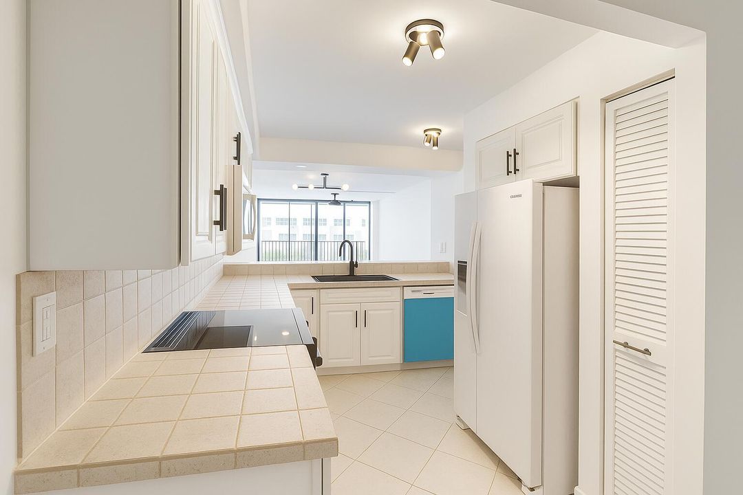 For Sale: $344,000 (2 beds, 2 baths, 1130 Square Feet)