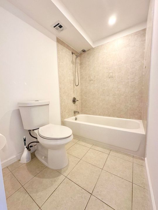 For Sale: $344,000 (2 beds, 2 baths, 1130 Square Feet)