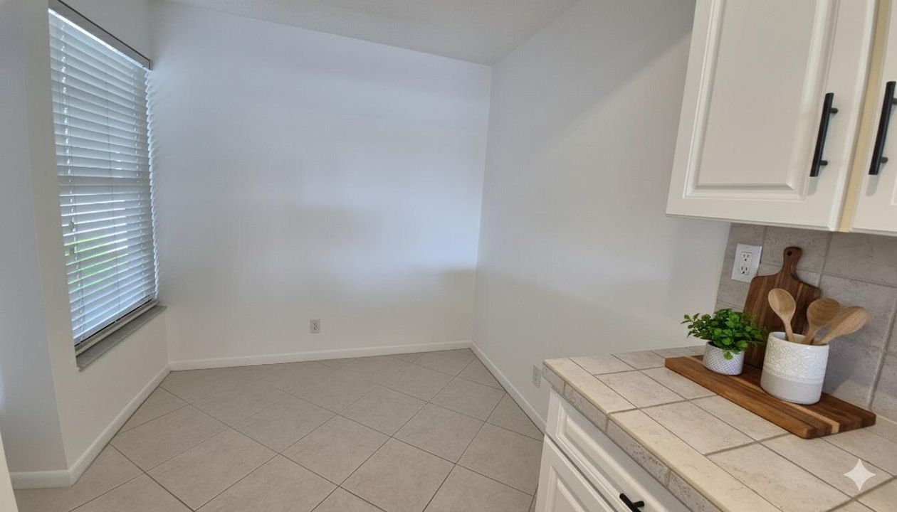 For Sale: $344,000 (2 beds, 2 baths, 1130 Square Feet)