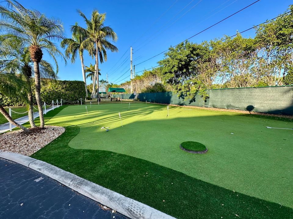 For Sale: $344,000 (2 beds, 2 baths, 1130 Square Feet)